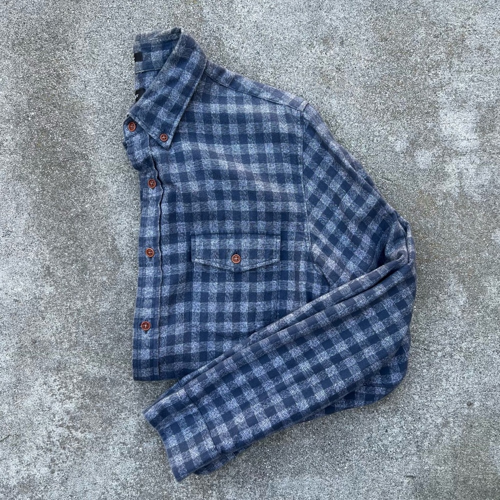 J crew mens button up flannel shirt. Slim fit Medium.